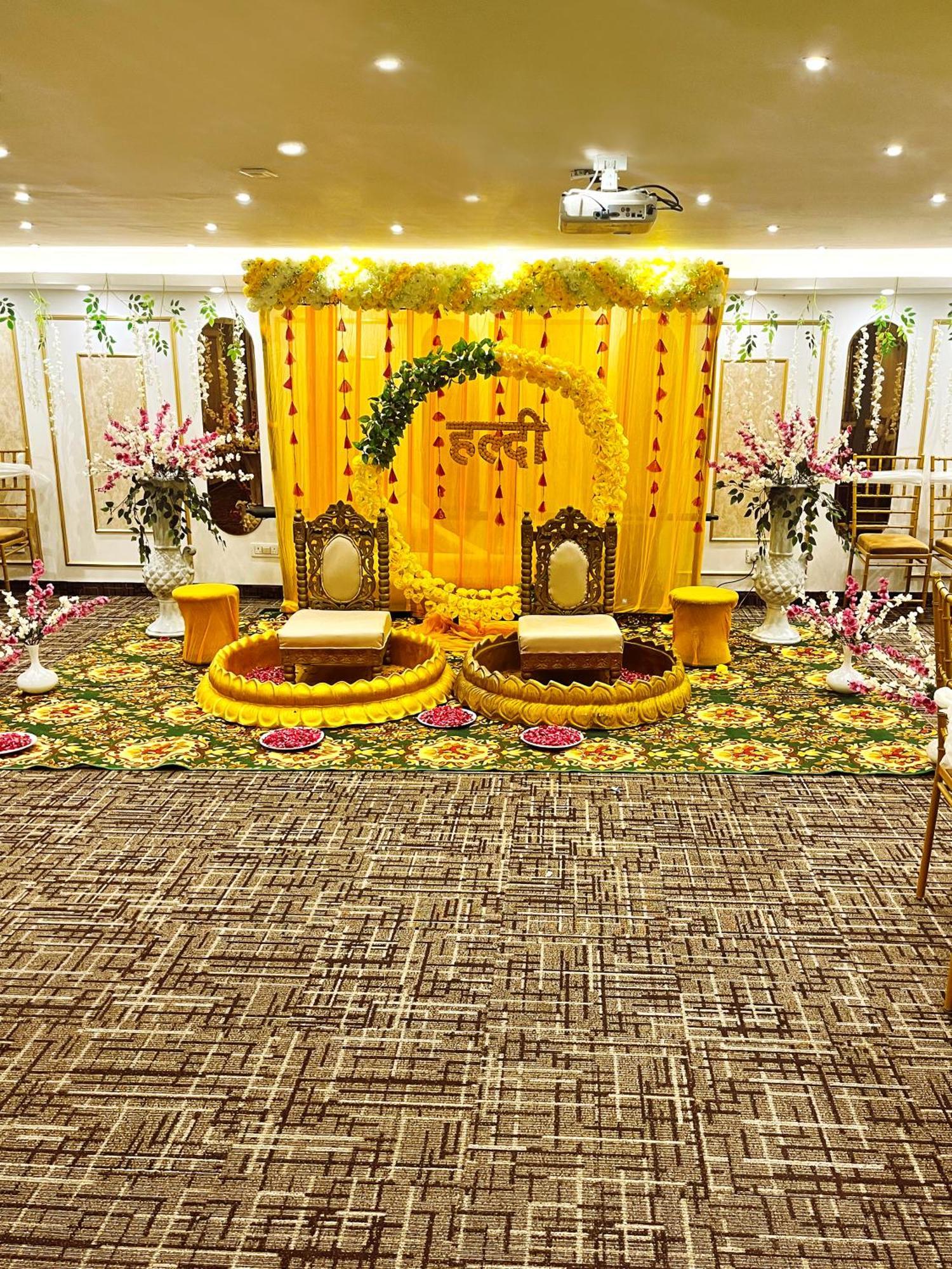 Hotel Town Grand Patel Nagar Új-Delhi Kültér fotó